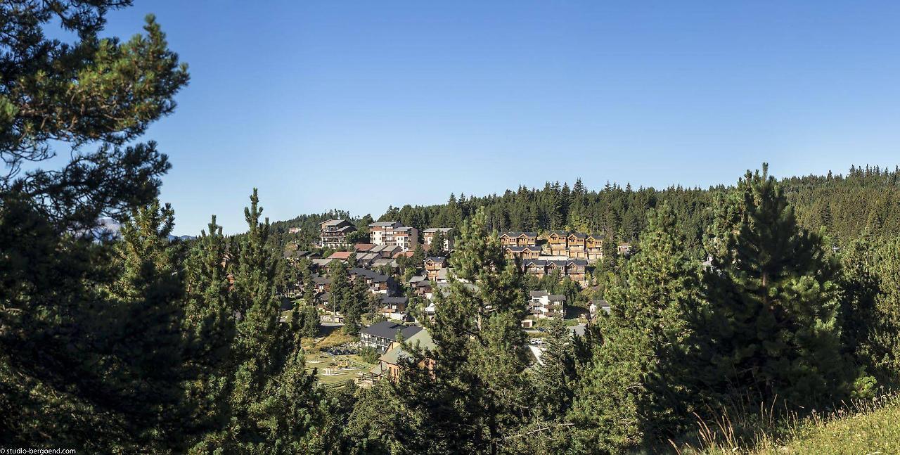Residence Pierre & Vacances Pyrenees 2000 Le Sequoia Мон-Луи Экстерьер фото