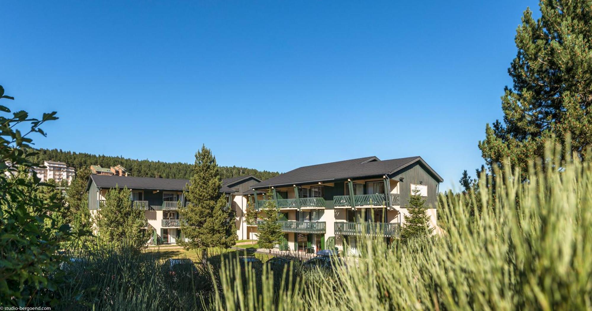 Residence Pierre & Vacances Pyrenees 2000 Le Sequoia Мон-Луи Экстерьер фото